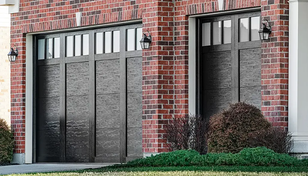 Garage Door in black