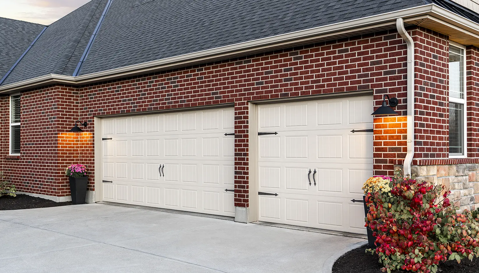 Gallery Steel garage door in Almond